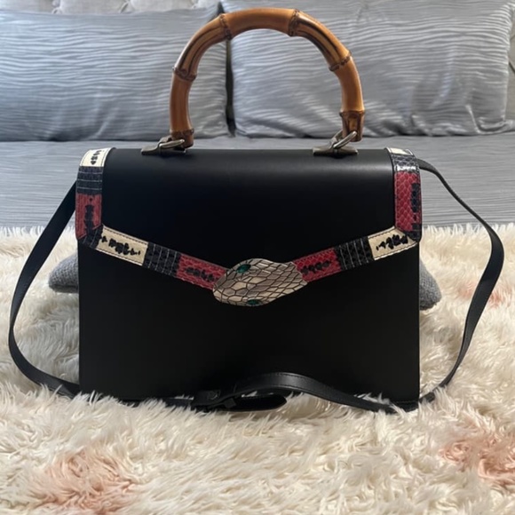 New Authentic GUCCI  Lilith medium  top handles tote - Picture 2 of 14